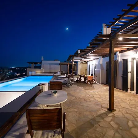 Siourdas Mykonos فيلة