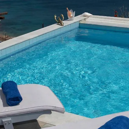 Siourdas Mykonos