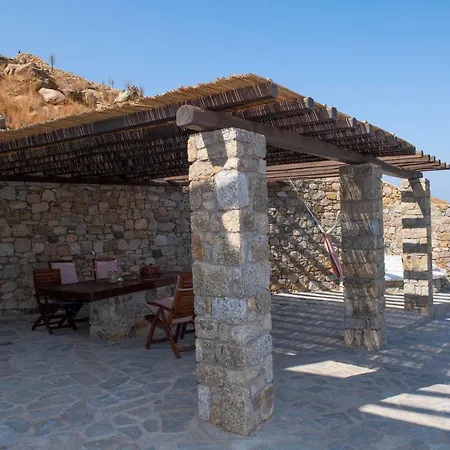 Siourdas Mykonos Villa