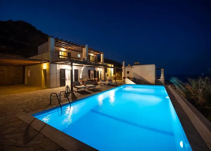 Siourdas Mykonos Villa *
